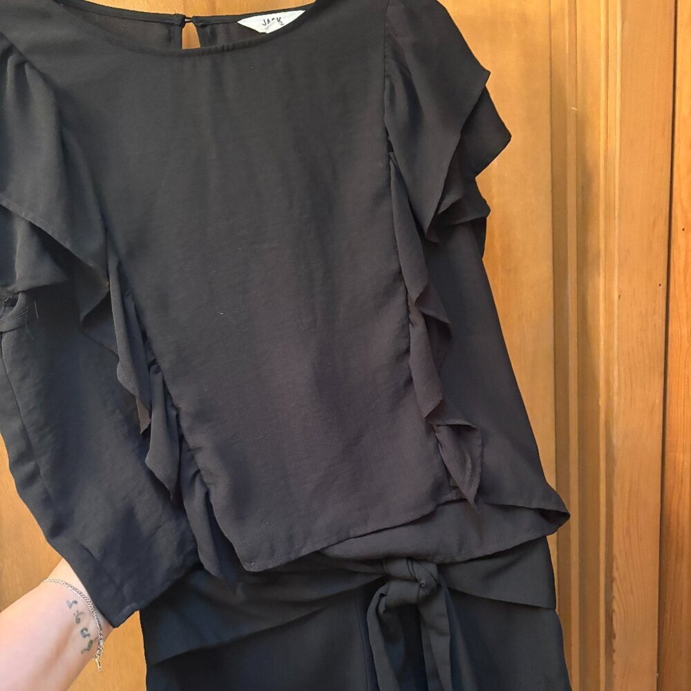 Jack by BB Dakota Black Ruffle Blouse M Paperbag Shorts XS 2 Pc Set
